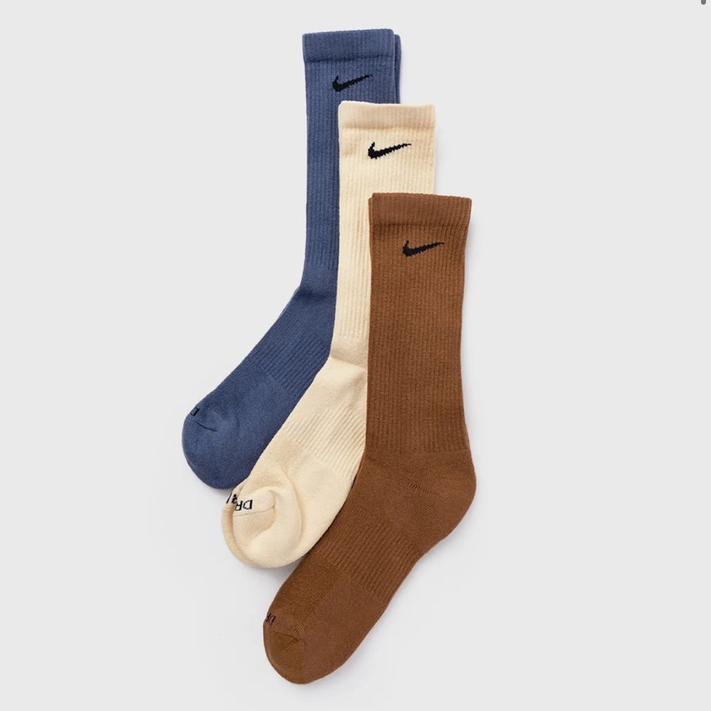 NIKE Everyday Plus Cushioned Trainning Crew Socka (3 PAIRS)